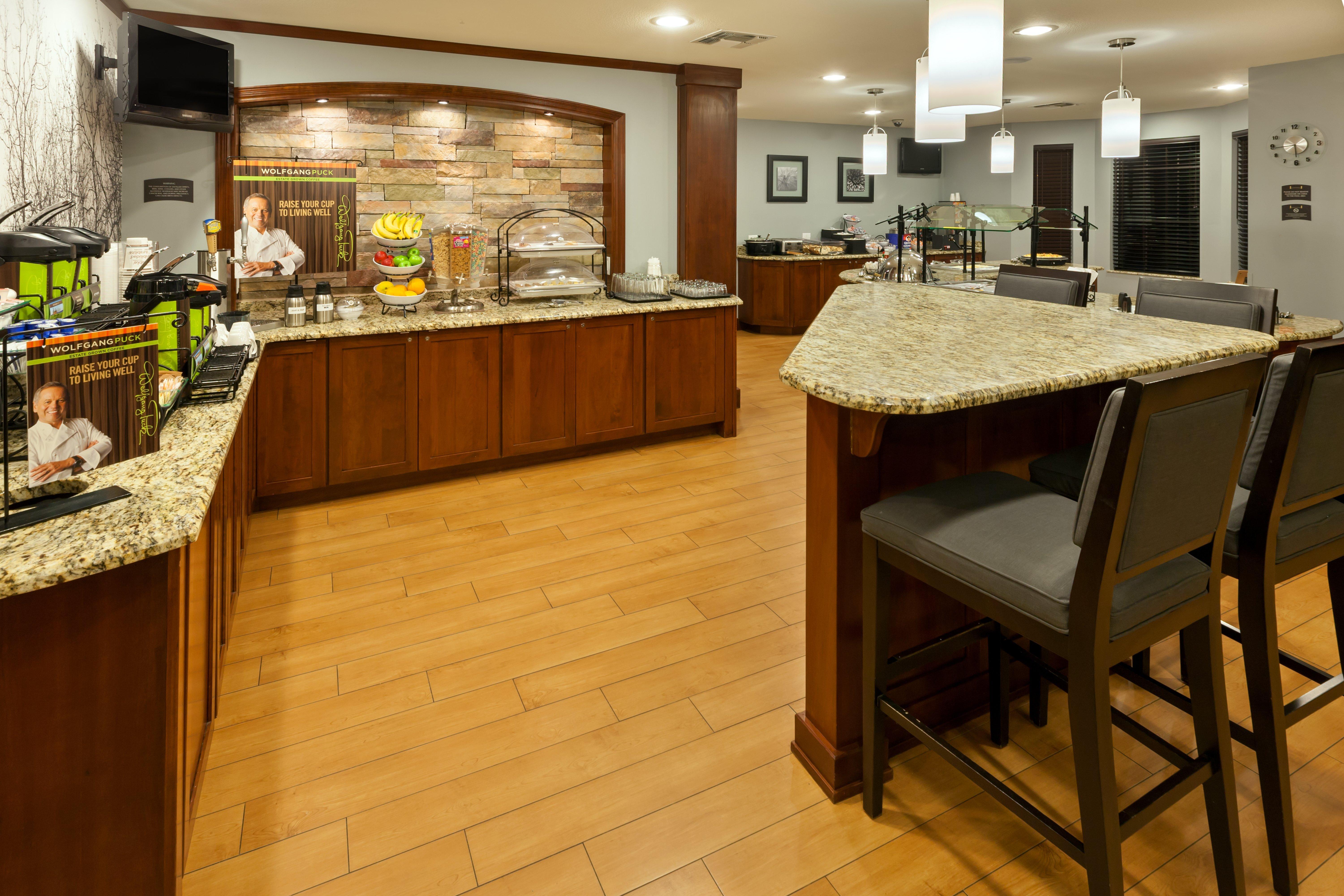 Staybridge Suites Tyler University Area By Ihg Ngoại thất bức ảnh