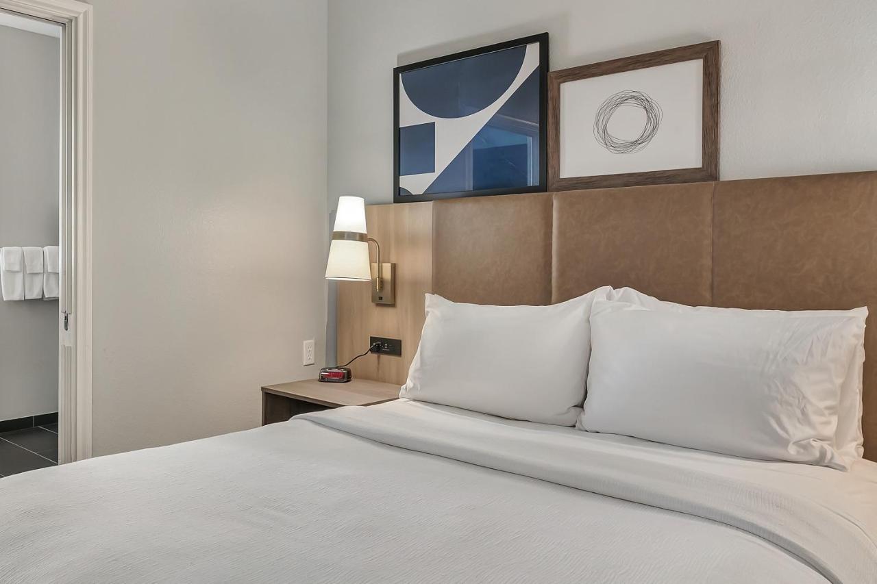 Staybridge Suites Tyler University Area By Ihg Ngoại thất bức ảnh