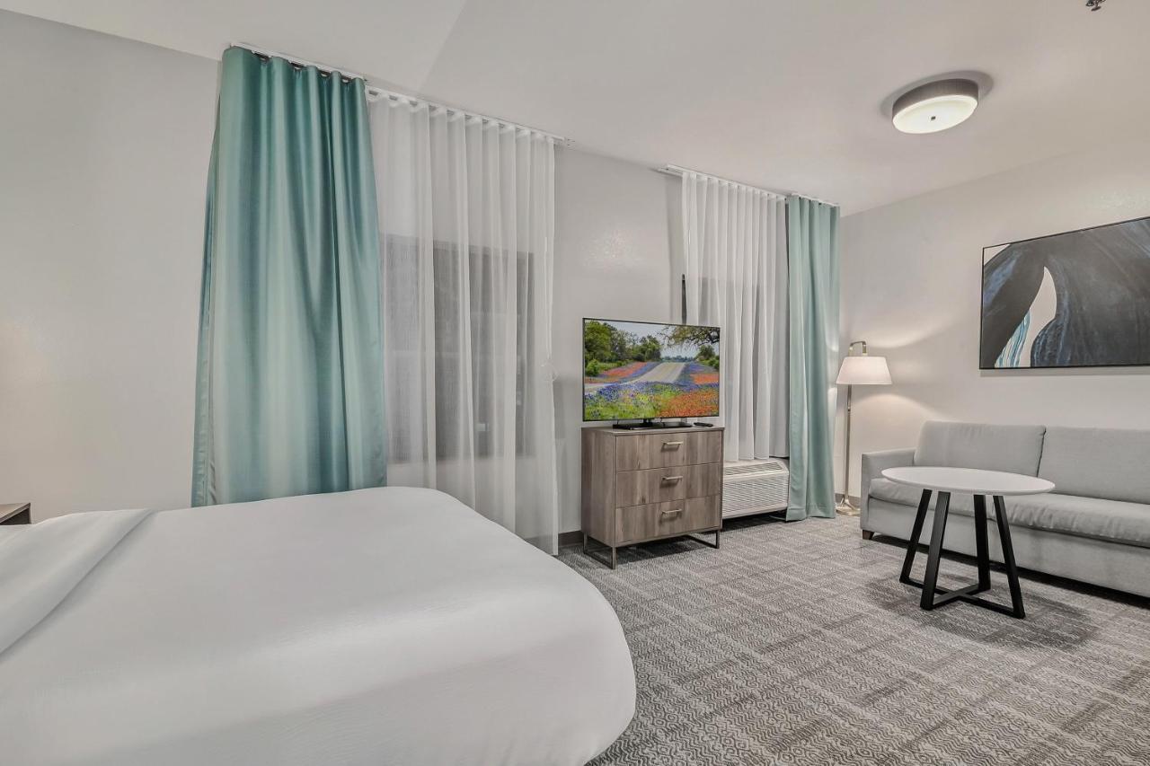 Staybridge Suites Tyler University Area By Ihg Ngoại thất bức ảnh