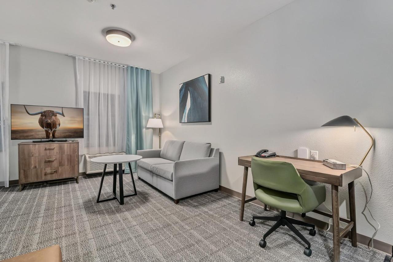 Staybridge Suites Tyler University Area By Ihg Ngoại thất bức ảnh